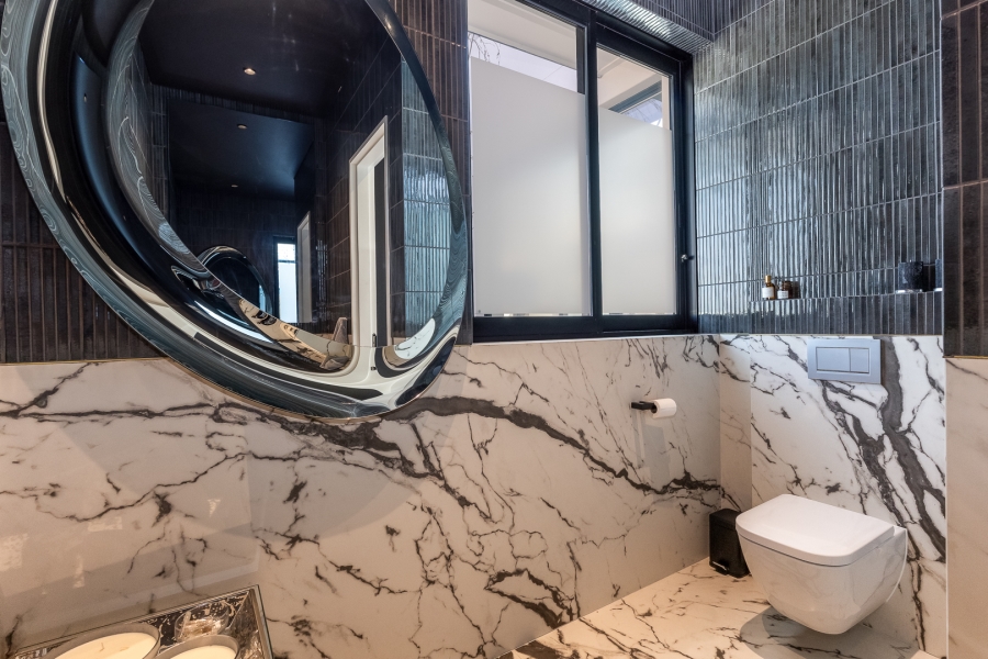 4 Bedroom Property for Sale in Pearl Valley at Val de Vie Western Cape